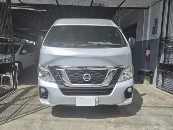 2018 NISSAN NV350 PREMIUM DIESEL A/T - Image 2