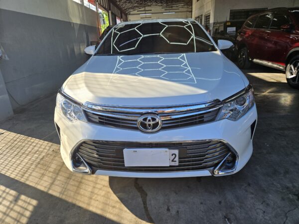 2016 TOYOTA CAMRY 2.5V GAS A/T LOADED - Image 2