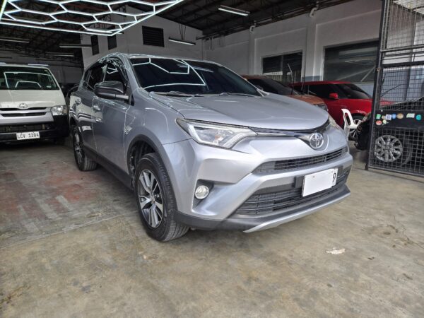 2017 TOYOTA RAV4 2.5L 4x2 ACTIVE GAS A/T - Image 12