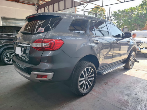 2022 FORD EVEREST 2.0 TITANIUM 4X2 - Image 4