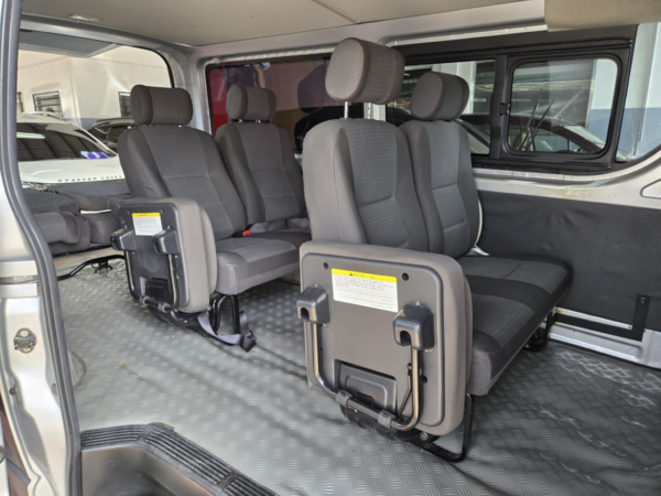 2019 TOYOTA HIACE COMMUTER - Image 11