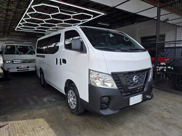 2019 NISSAN NV350 URVAN STANDARD 15 SEATERS DIESEL M/T - Image 3