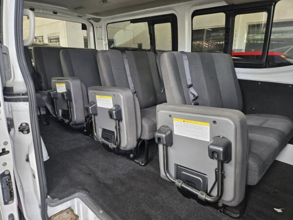 2019 NISSAN NV350 URVAN STANDARD 15 SEATERS DIESEL M/T - Image 11