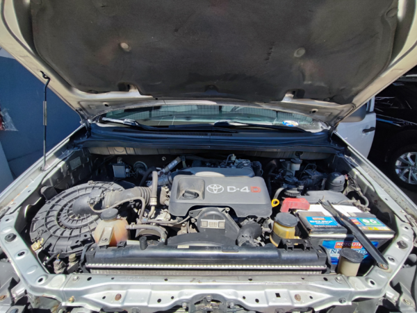 2015 TOYOTA INNOVA 2.5E  DIESEL ALPHARD LOOK - Image 12
