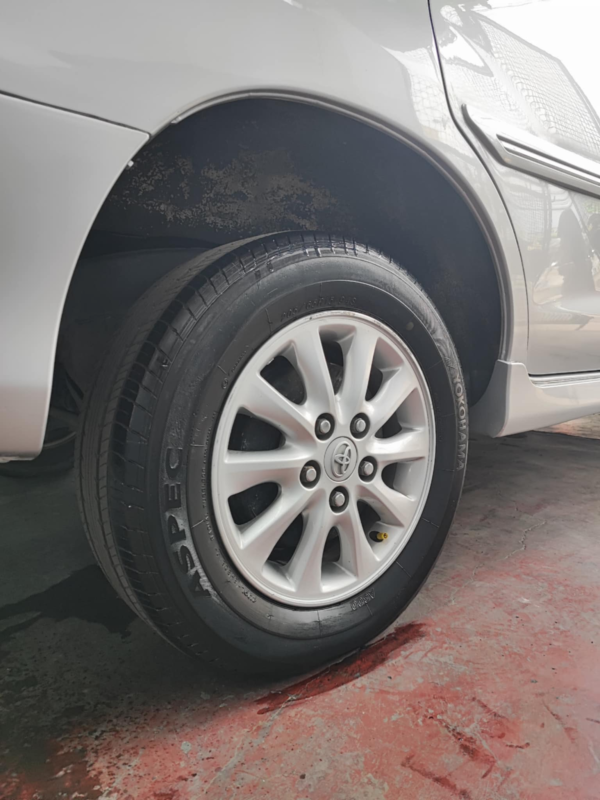 2016 TOYOTA INNOVA G - Image 11
