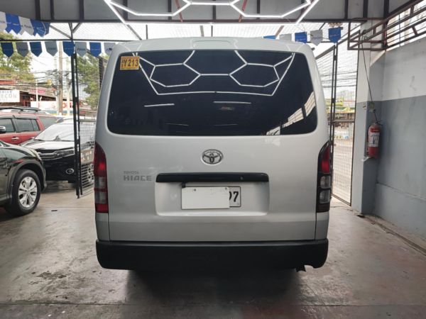 2019 TOYOTA  HIACE COMMUTER 3.0 M/T - Image 5
