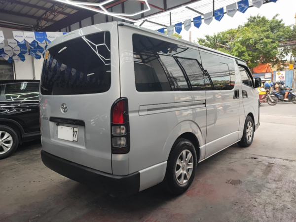 2019 TOYOTA  HIACE COMMUTER 3.0 M/T - Image 4