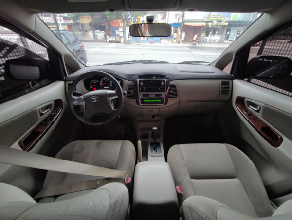 2016 TOYOTA INNOVA G - Image 10