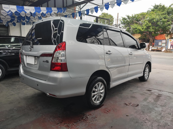 2016 TOYOTA INNOVA G - Image 4