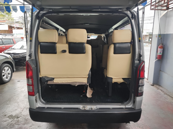 2019 TOYOTA  HIACE COMMUTER 3.0 M/T - Image 6