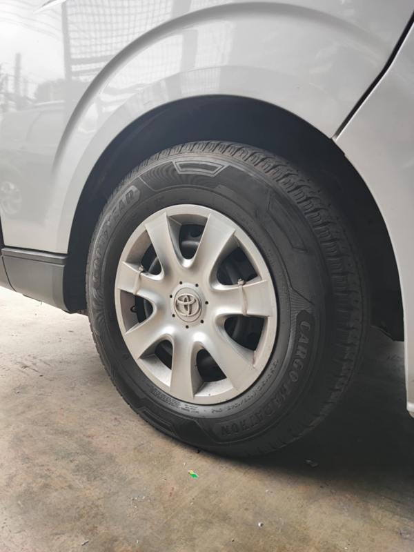 2019 TOYOTA  HIACE COMMUTER 3.0 M/T - Image 13