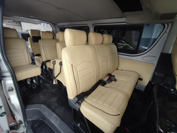 2019 TOYOTA  HIACE COMMUTER 3.0 M/T - Image 12