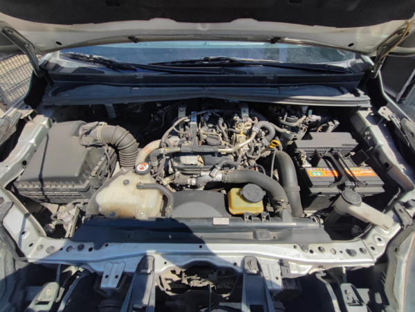 2017 TOYOTA INNOVA E 2.8 DIESEL A/T - Image 12