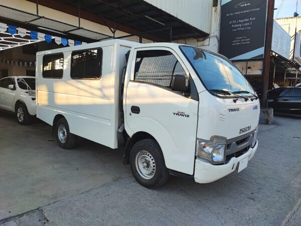 2024 ISUZU TRAVIZ UTILITY VAN DUAL AIRCON - Image 3