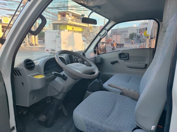 2024 ISUZU TRAVIZ UTILITY VAN DUAL AIRCON - Image 9