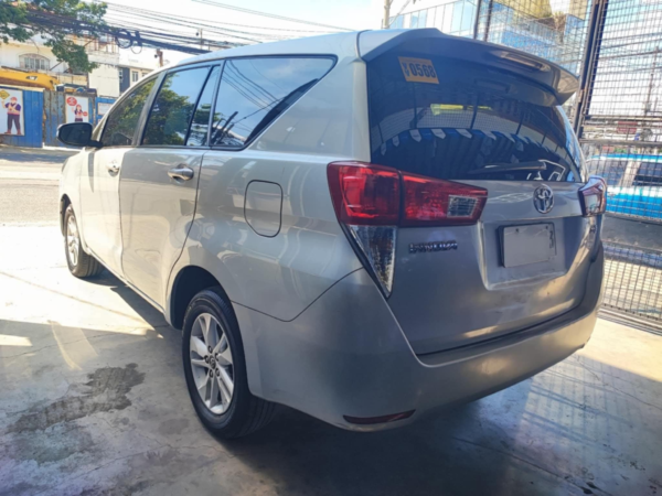 2017 TOYOTA INNOVA E 2.8 DIESEL A/T - Image 7