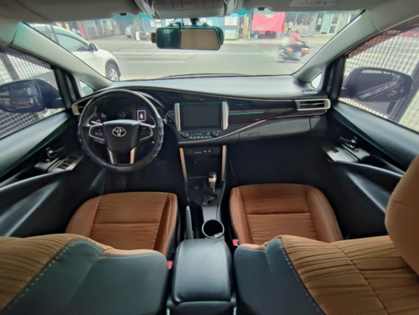 2017 TOYOTA INNOVA G 2.8 G A/T - Image 10