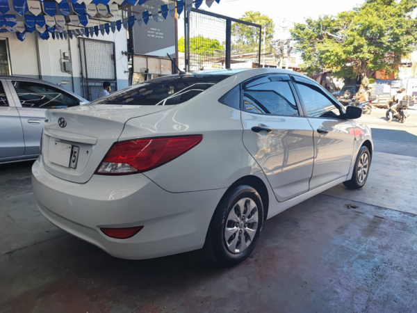 2018 HYUNDAI ACCENT 1.4 GL - Image 4