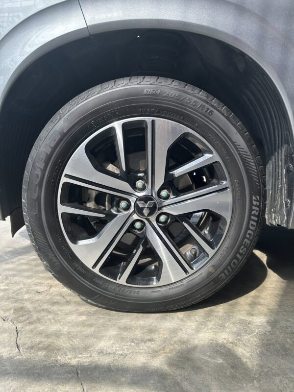 2019 MITSUBISHI XPANDER GLS GAS A/T - Image 4