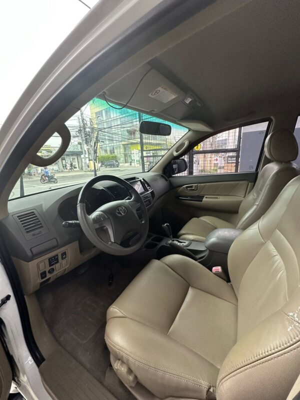 2013 TOYOTA FORTUNER G GAS A/T - Image 3