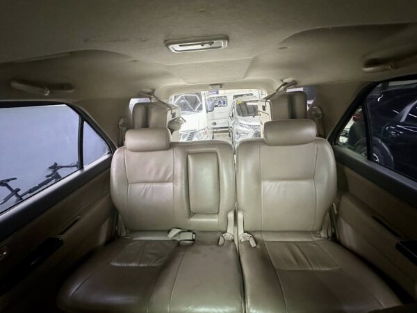 2013 TOYOTA FORTUNER G GAS A/T - Image 4