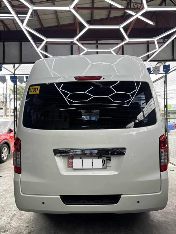2019 NISSAN NV350 PREMIUM A/T - Image 7