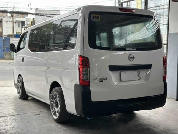 2018 NISSAN NV350 2.5 M/T - Image 6