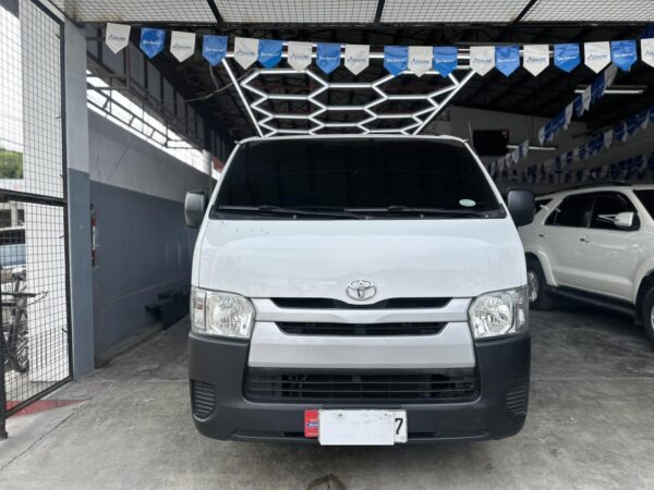 2020 TOYOTA HI ACE COMMUTER 3.0 M/T - Image 12