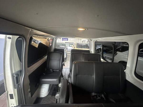 2020 TOYOTA HI ACE COMMUTER 3.0 M/T - Image 6