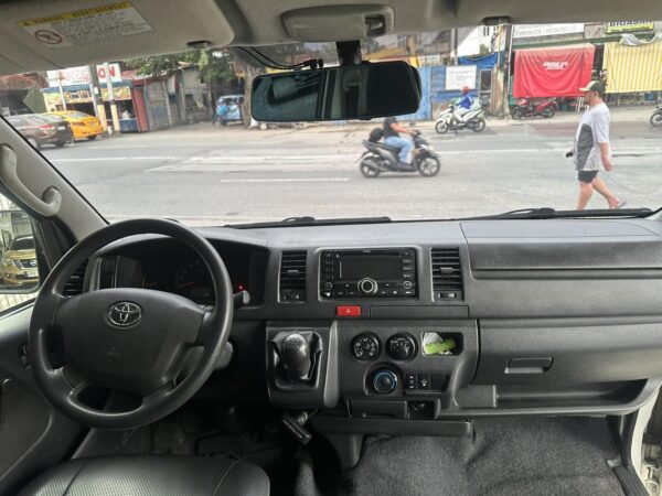 2020 TOYOTA HI ACE COMMUTER 3.0 M/T - Image 5