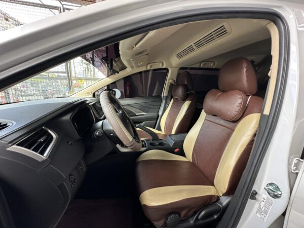 2022 MITSUBISHI XPANDER GLS BLACK SERIES A/T GAS - Image 11