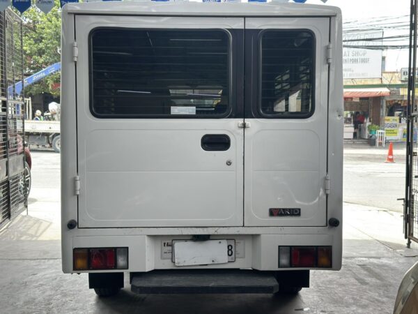 2023 ISUZU TRAVIZ LONG WHEELBASE M/T - Image 9