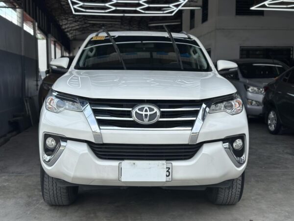 2017 TOYOTA FORTUNER G 4x2 A/T DIESEL - Image 4