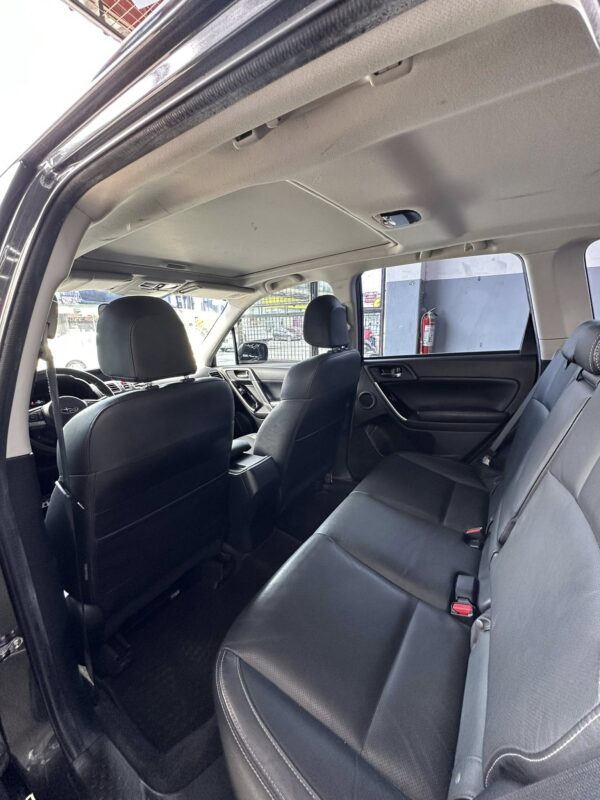 2018 Subaru Forester 2.0 XT AWD - Image 9