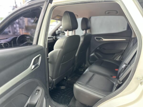 2019 MG ZS STYLE GAS A/T (White) - Image 10