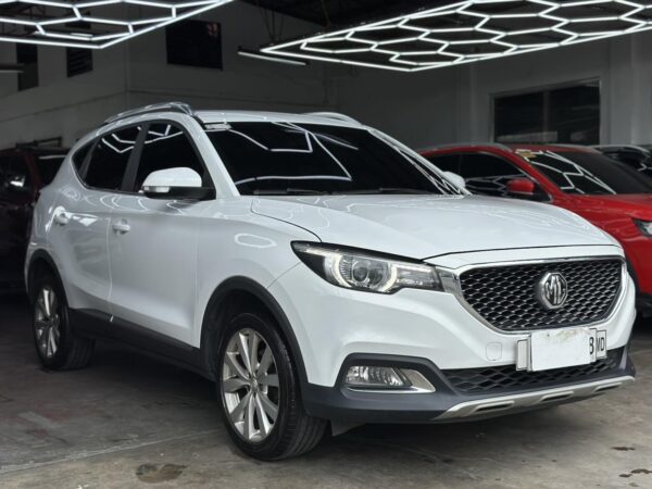 2019 MG ZS STYLE GAS A/T (White) - Image 3