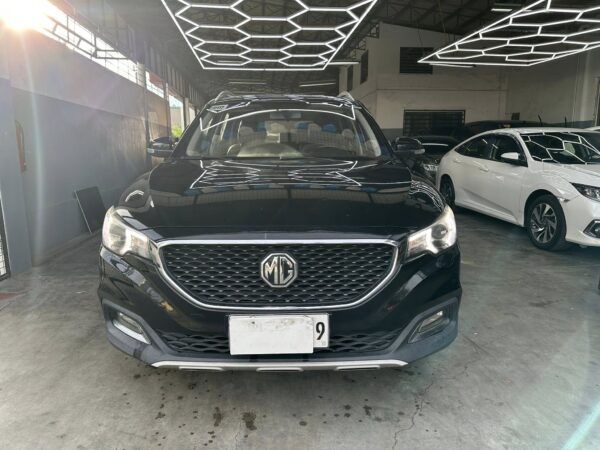 2019 MG ZS ALPHA WITH SUNROOF A/T  (Black) - Image 4