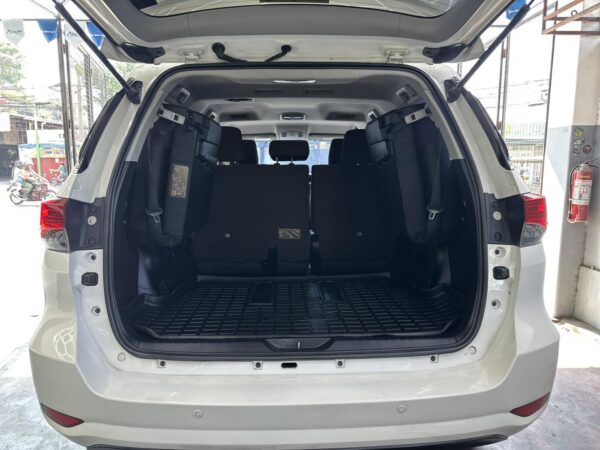 2019 TOYOTA FORTUNER 4x2 G A/T - Image 8
