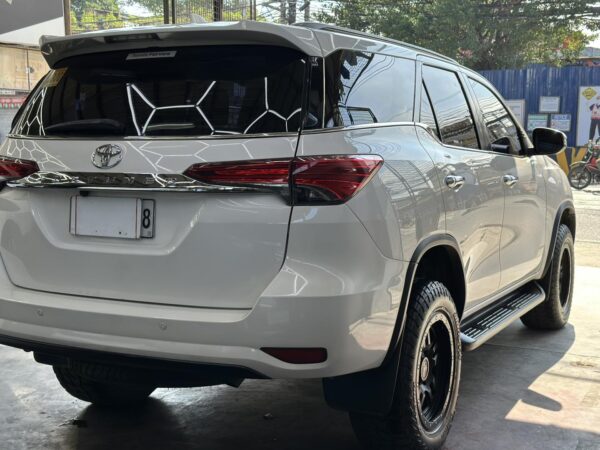 2019 TOYOTA FORTUNER 4x2 G A/T - Image 5