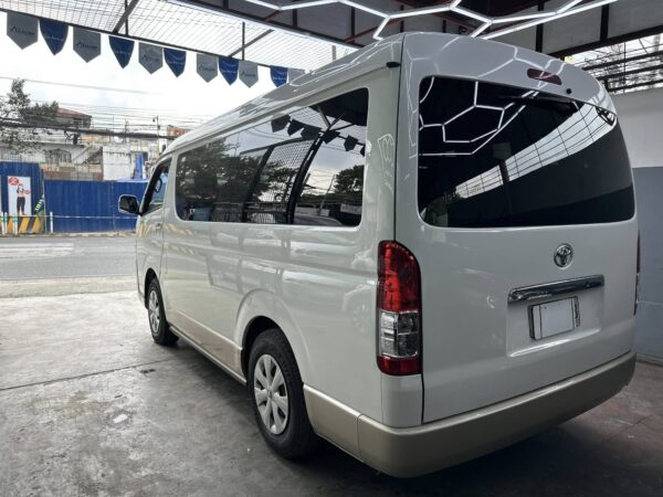 2019 TOYOTA GL Grandia M/T - Image 5