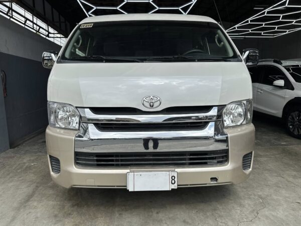 2019 TOYOTA GL Grandia M/T - Image 4