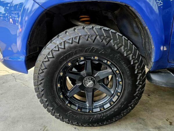 2020 TOYOTA HILUX CONQUEST 4x2 G A/T - Image 13
