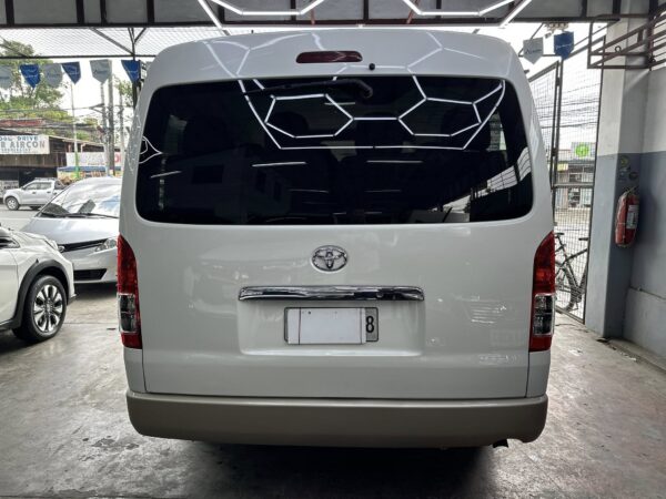 2019 TOYOTA GL Grandia M/T - Image 6