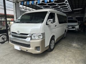 2019 TOYOTA GL Grandia M/T