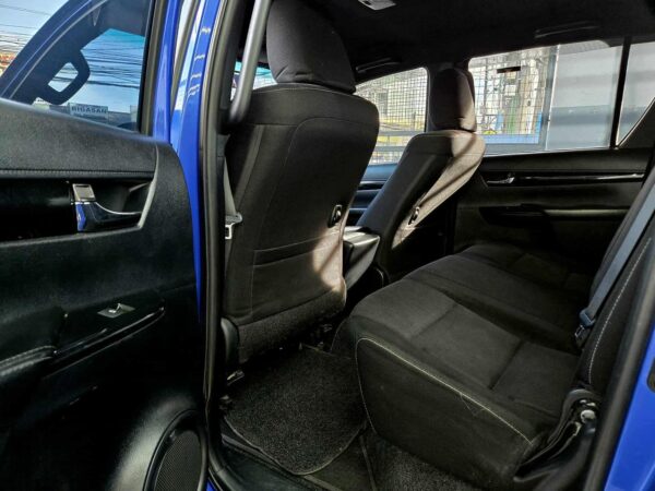 2020 TOYOTA HILUX CONQUEST 4x2 G A/T - Image 9