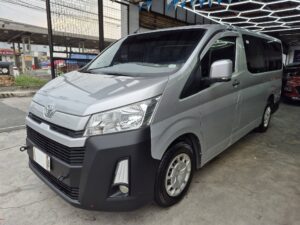 2021 TOYOTA COMMUTER DELUXE M/T